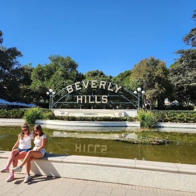 friends women beverly hills sign bus 3 hour tour los angeles