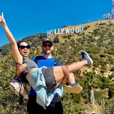 Hollywood Sign couple bus tour los angeles