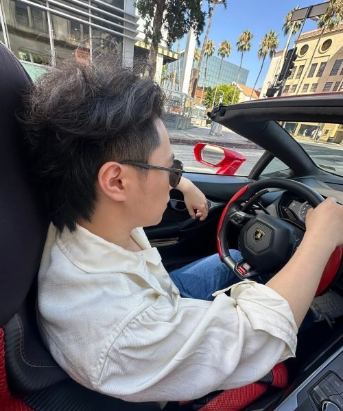 lamborghini huracan spyder red man los angeles hollywood