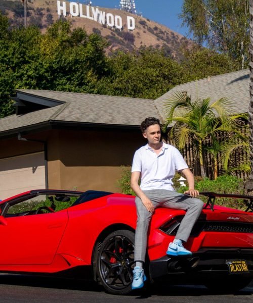 photoshoot man lamborghini hollywood sign 5